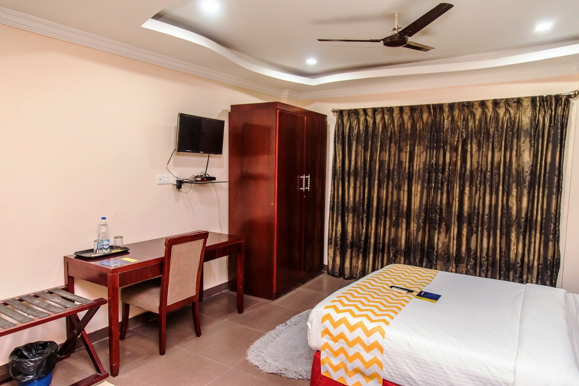 Fabexpress Oriental Suites III - Btm Mico Layout Bangalore Eksteriør billede