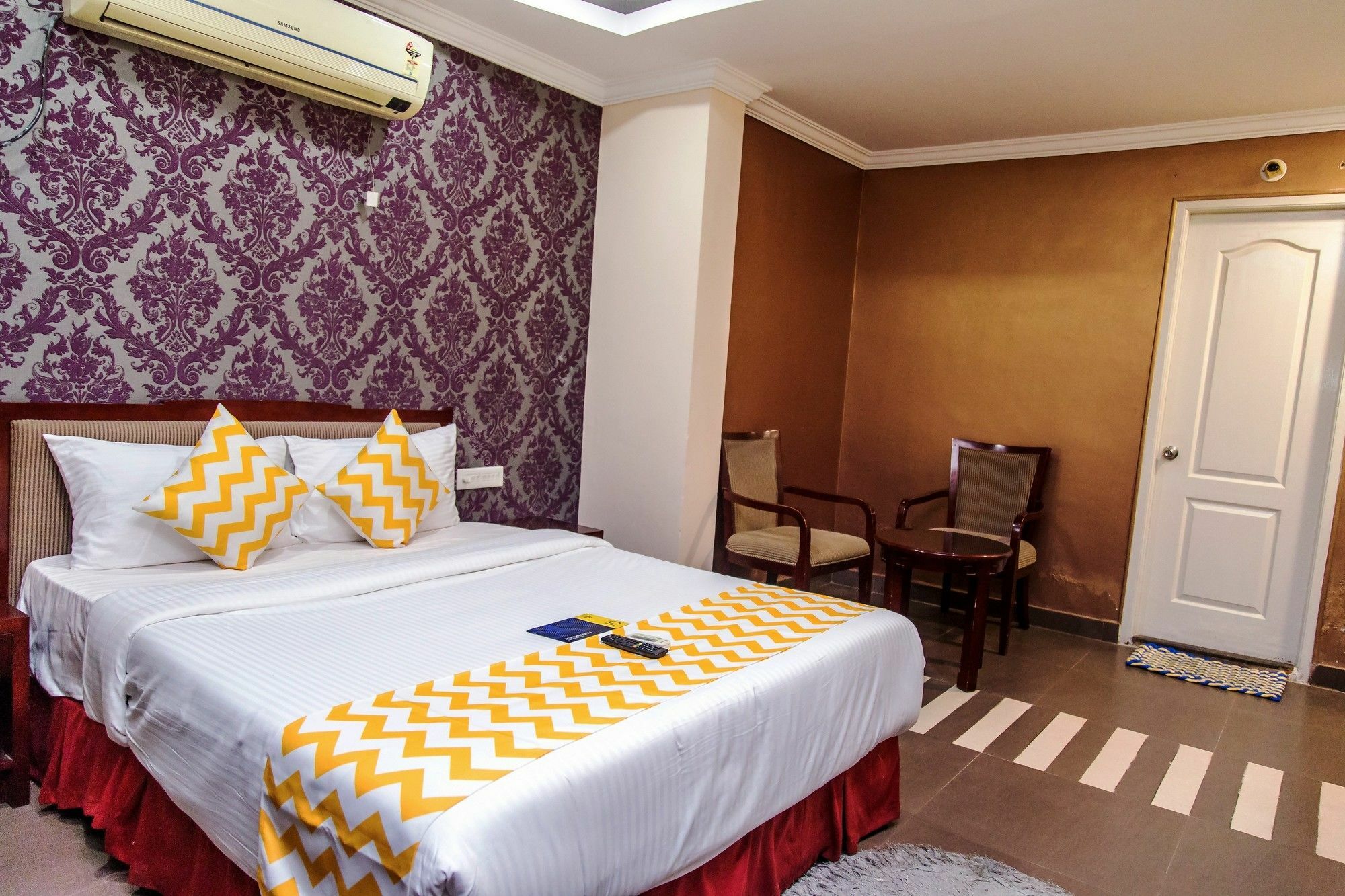 Fabexpress Oriental Suites III - Btm Mico Layout Bangalore Eksteriør billede